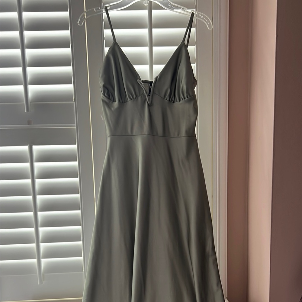 Elegant Sage Green Spaghetti Strap Dress
